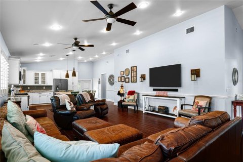 Villa ou maison à louer à Tampa, Floride: 3 chambres, 199.74 m2 № 2101241 - photo 4