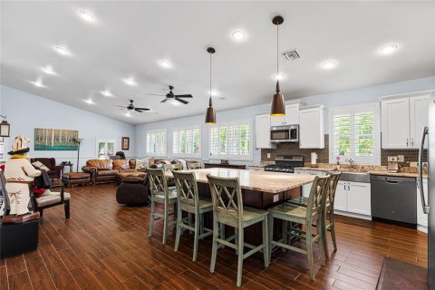 Villa ou maison à louer à Tampa, Floride: 3 chambres, 199.74 m2 № 2101241 - photo 11