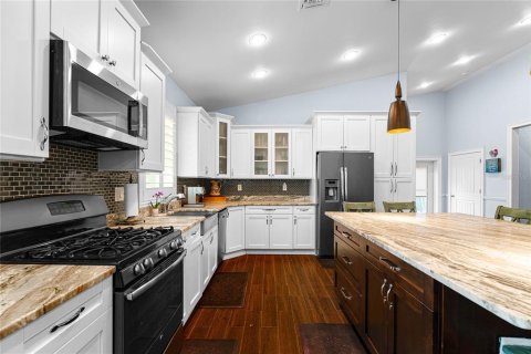 Villa ou maison à louer à Tampa, Floride: 3 chambres, 199.74 m2 № 2101241 - photo 6
