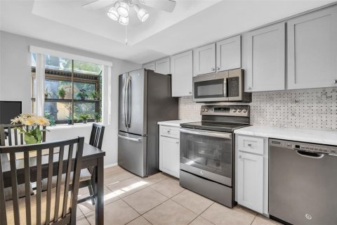 Copropriété à vendre à Palm Harbor, Floride: 2 chambres, 114.27 m2 № 2201534 - photo 3