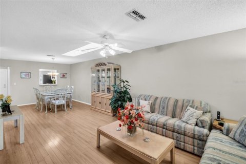 Copropriété à vendre à Palm Harbor, Floride: 2 chambres, 114.27 m2 № 2201534 - photo 8