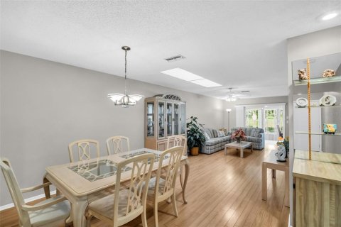 Copropriété à vendre à Palm Harbor, Floride: 2 chambres, 114.27 m2 № 2201534 - photo 6