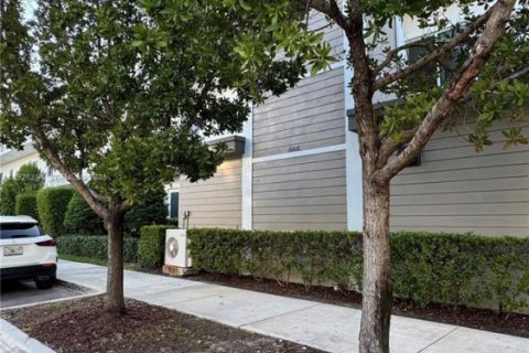 Снять в аренду кондоминиум в Дорал, Флорида 3 спальни, 102.38м2, № 1986346 - фото 3