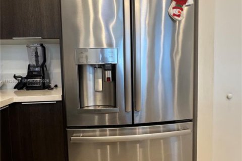 Снять в аренду кондоминиум в Дорал, Флорида 3 спальни, 102.38м2, № 1986346 - фото 6