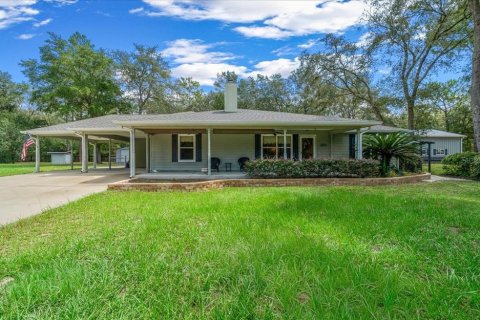 House in Dunnellon, Florida 4 bedrooms, 146.04 sq.m. № 2352262