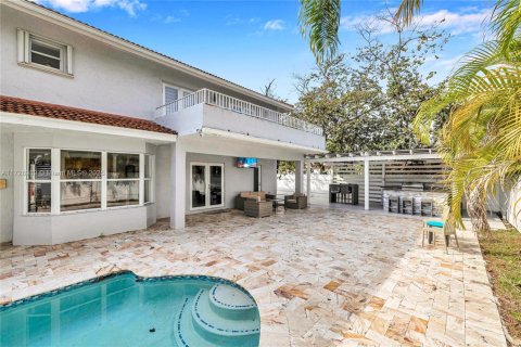 Villa ou maison à vendre à Miami, Floride: 4 chambres, 259.66 m2 № 1479792 - photo 12