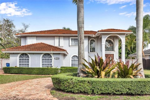 Villa ou maison à vendre à Miami, Floride: 4 chambres, 259.66 m2 № 1479792 - photo 5