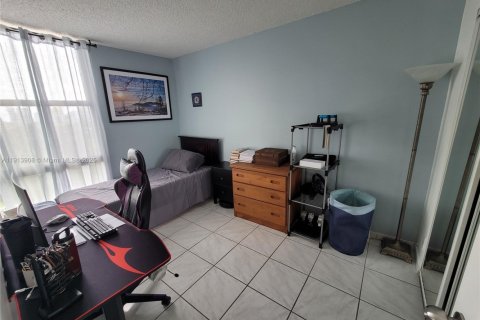 Copropriété à vendre à Aventura, Floride: 2 chambres, 105.72 m2 № 1968527 - photo 11