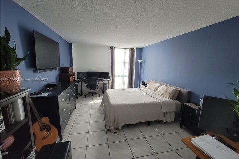 Copropriété à vendre à Aventura, Floride: 2 chambres, 105.72 m2 № 1968527 - photo 8