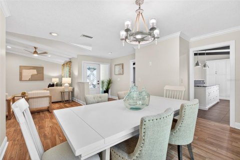 House in Tampa, Florida 3 bedrooms, 189.33 sq.m. № 2202014 - photo 21