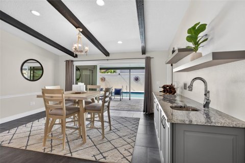 House in Tampa, Florida 3 bedrooms, 189.33 sq.m. № 2202014 - photo 24