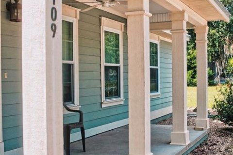 Casa en venta en Bell, Florida, 2 dormitorios, 121.24 m2 № 2196452 - foto 17
