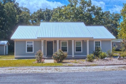 Casa en Bell, Florida 2 dormitorios, 121.24 m2 № 2196452