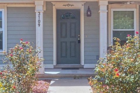 Casa en venta en Bell, Florida, 2 dormitorios, 121.24 m2 № 2196452 - foto 4