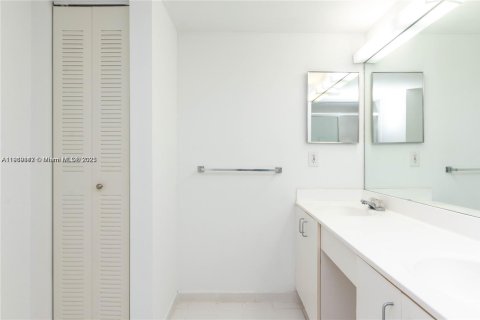 Снять в аренду кондоминиум в Авентура, Флорида 1 спальня, 91.97м2, № 1974542 - фото 11