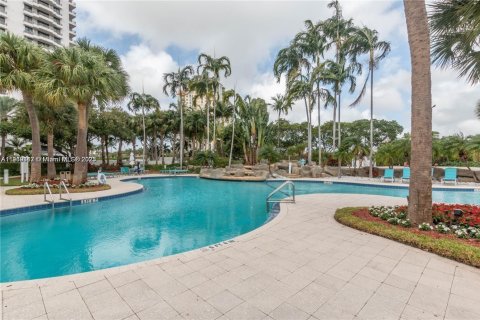 Снять в аренду кондоминиум в Авентура, Флорида 1 спальня, 91.97м2, № 1974542 - фото 3