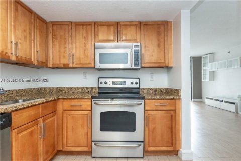 Снять в аренду кондоминиум в Авентура, Флорида 1 спальня, 91.97м2, № 1974542 - фото 15