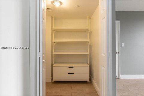 Снять в аренду кондоминиум в Авентура, Флорида 1 спальня, 91.97м2, № 1974542 - фото 13