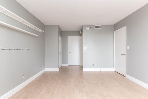 Снять в аренду кондоминиум в Авентура, Флорида 1 спальня, 91.97м2, № 1974542 - фото 18