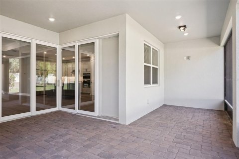 House in Minneola, Florida 3 bedrooms, 209.96 sq.m. № 2151363 - photo 30