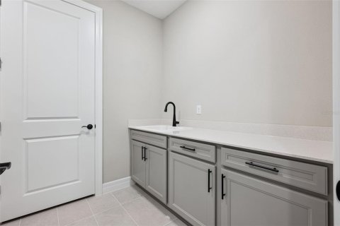 House in Minneola, Florida 3 bedrooms, 209.96 sq.m. № 2151363 - photo 29