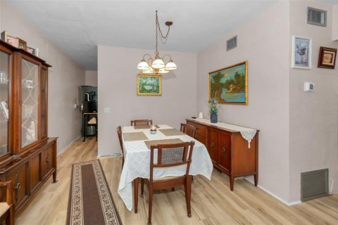 Купить кондоминиум в Кеннет-Сити, Флорида 6 комнат, 81.29м2, № 1509589 - фото 12
