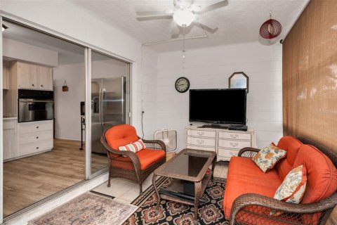 Купить кондоминиум в Кеннет-Сити, Флорида 6 комнат, 81.29м2, № 1509589 - фото 20