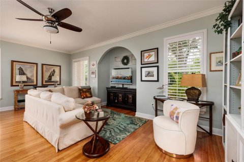 Adosado en venta en Saint Petersburg, Florida, 3 dormitorios, 203.83 m2 № 1903149 - foto 8