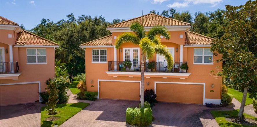 Touwnhouse à Saint Petersburg, Floride 3 chambres, 203.83 m2 № 1903149