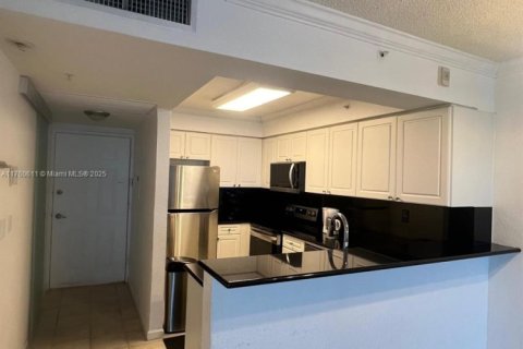 Condo in Hollywood, Florida  № 2060206 - photo 30