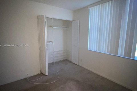 Copropriété à vendre à Lauderhill, Floride: 2 chambres, 107.77 m2 № 1981776 - photo 7