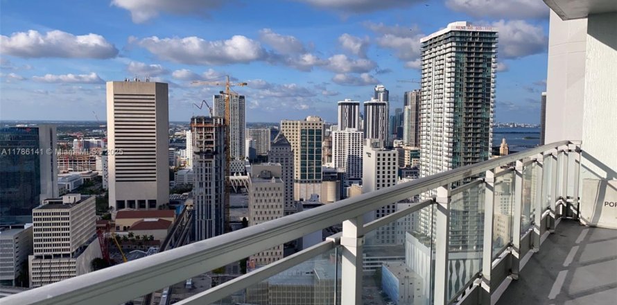 Condo à Miami, Floride, 2 chambres № 1701429