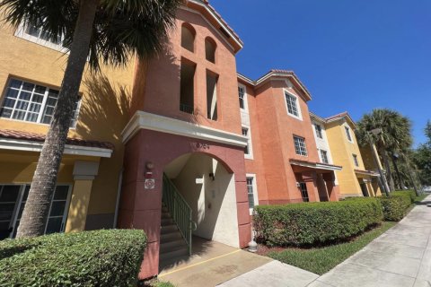 Copropriété à louer à Boynton Beach, Floride: 2 chambres, 81.75 m2 № 2249678 - photo 2