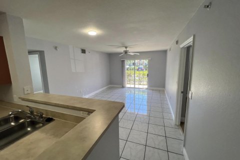 Copropriété à louer à Boynton Beach, Floride: 2 chambres, 81.75 m2 № 2249678 - photo 3