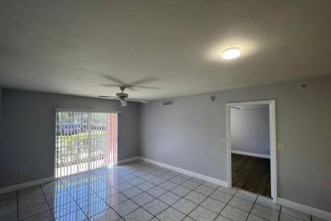 Copropriété à louer à Boynton Beach, Floride: 2 chambres, 81.75 m2 № 2249678 - photo 5