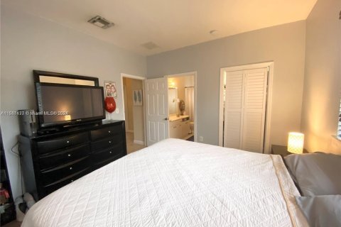 Casa en venta en Homestead, Florida, 3 dormitorios, 150.87 m2 № 1764745 - foto 13