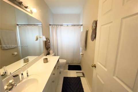 Casa en venta en Homestead, Florida, 3 dormitorios, 150.87 m2 № 1764745 - foto 14