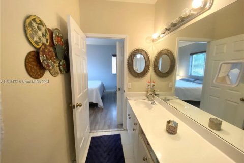Casa en venta en Homestead, Florida, 3 dormitorios, 150.87 m2 № 1764745 - foto 15