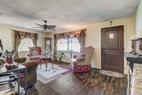 House in Port Orange, Florida 2 bedrooms, 92.9 sq.m. № 2226394 - photo 5