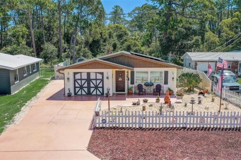 House in Port Orange, Florida 2 bedrooms, 92.9 sq.m. № 2226394