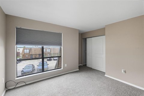 Townhouse in Lakeland, Florida 2 bedrooms, 107.58 sq.m. № 1900040 - photo 27