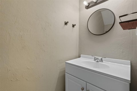 Townhouse in Lakeland, Florida 2 bedrooms, 107.58 sq.m. № 1900040 - photo 9
