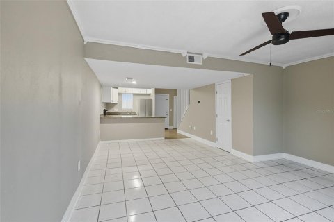 Townhouse in Lakeland, Florida 2 bedrooms, 107.58 sq.m. № 1900040 - photo 13