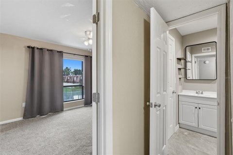 Townhouse in Lakeland, Florida 2 bedrooms, 107.58 sq.m. № 1900040 - photo 21