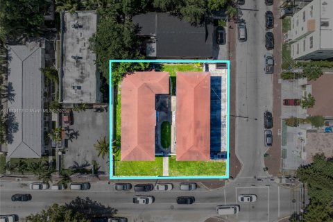 Commercial property in Miami, Florida № 2066169 - photo 13