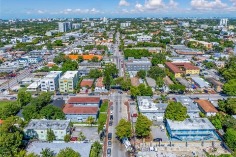 Commercial property in Miami, Florida № 2066169 - photo 29