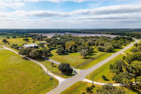 Villa ou maison à vendre à LaBelle, Floride: 3 chambres, 383.04 m2 № 2082358 - photo 13