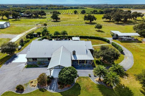 Villa ou maison à vendre à LaBelle, Floride: 3 chambres, 383.04 m2 № 2082358 - photo 21