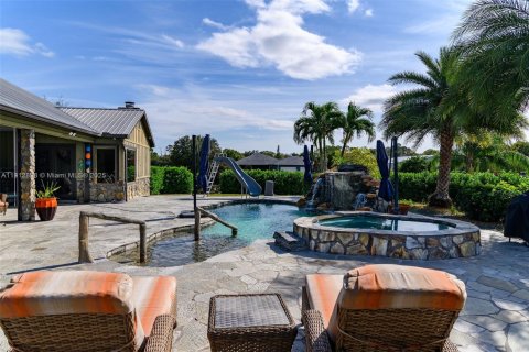 Villa ou maison à vendre à LaBelle, Floride: 3 chambres, 383.04 m2 № 2082358 - photo 6
