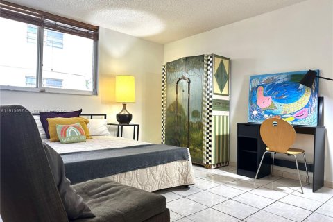 Снять в аренду кондоминиум в Майами-Бич, Флорида 1 спальня, 69.86м2, № 1969019 - фото 7